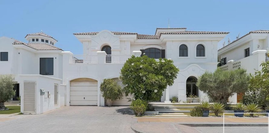 Villa en Palm Jumeirah, Dubai, EAU 5 dormitorios, 622.08 m² № 747536