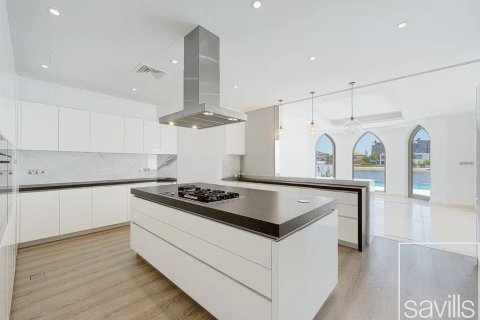 Villa en alquiler en Palm Jumeirah, Dubai, EAU 5 dormitorios, 622.08 m2 № 747536 - foto 3