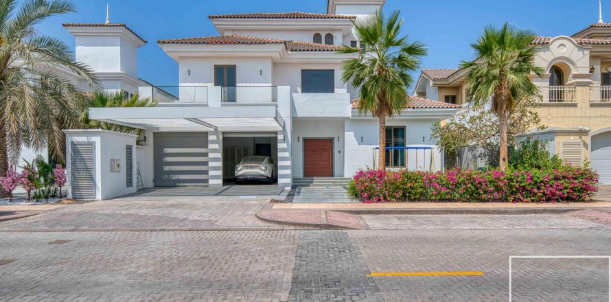 Βίλα σε Palm Jumeirah, Dubai, ΗΑΕ 6 υπνοδωμάτια, 622.36 τ.μ. Αρ. 747501