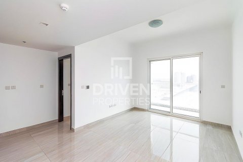Apartmen di Al Furjan, Dubai, UAE 1 bilik tidur, 67 meter persegi № 601666 - foto 2