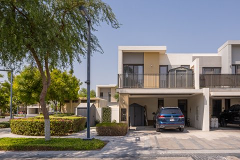 Ridamaja asukohaga Tilal Al Ghaf, Dubai, AÜE: 4 magamistoaga, 221.1 m² Nr 764145