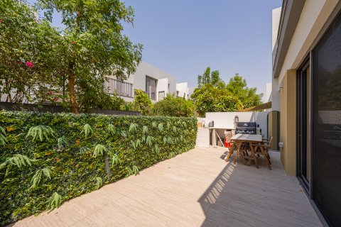 Müüa ridamaja asukohaga Tilal Al Ghaf, Dubai, AÜE: 4 magamistoaga, 221.1 m² Nr 764145 - pilt 3