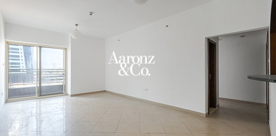 Apartment in Jumeirah Lake Towers, Dubai, UAE 2 bedrooms, 122 sq.m. № 764122