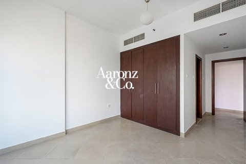 Apartment in Jumeirah Lake Towers, Dubai, UAE 2 bedrooms, 122 sq.m. № 764122 - photo 6