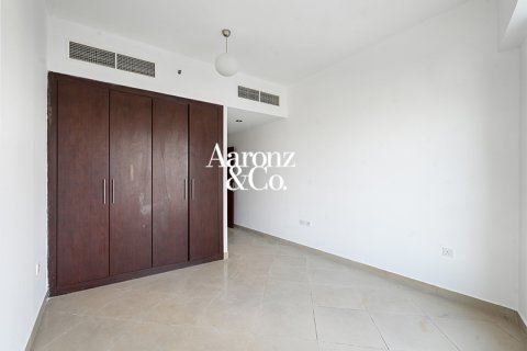 Apartment in Jumeirah Lake Towers, Dubai, UAE 2 bedrooms, 122 sq.m. № 764122 - photo 5
