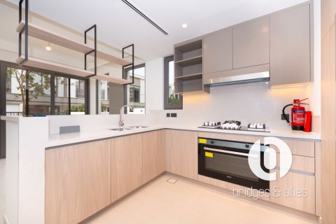 Üürile anda ridamaja asukohaga Tilal Al Ghaf, Dubai, AÜE: 4 magamistoaga, 227 m² Nr 764124 - pilt 10