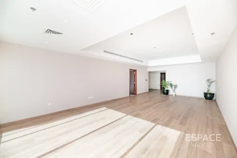 Lakás az EMIRATES CROWN lakóparkban itt: Dubai Marina, EAE, 3 hálószoba, 361 m², azonosító: 661374 - fénykép 4