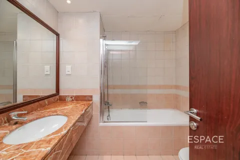 Lakás az EMIRATES CROWN lakóparkban itt: Dubai Marina, EAE, 3 hálószoba, 361 m², azonosító: 661374 - fénykép 8