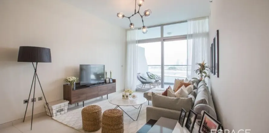 Korter asukohaga AZURE RESIDENCES asukohaga Palm Jumeirah, Dubai, AÜE: 1 magamistoaga, 129 m² Nr 661377