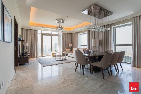 Apartment til leje i Downtown Dubai (Downtown Burj Dubai), Dubai, UAE 3 soveværelser, 184.5 kvm № 659262 - foto 1
