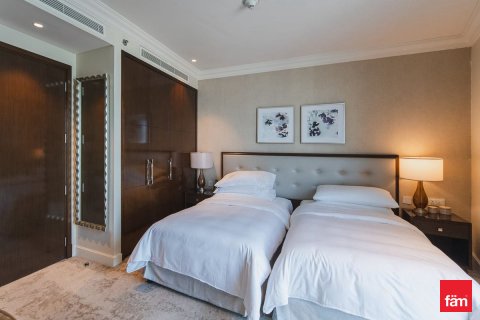 Apartment til leje i Downtown Dubai (Downtown Burj Dubai), Dubai, UAE 3 soveværelser, 184.5 kvm № 659262 - foto 14