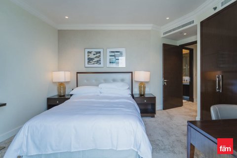 Apartment til leje i Downtown Dubai (Downtown Burj Dubai), Dubai, UAE 3 soveværelser, 184.5 kvm № 659262 - foto 11