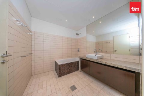 Apartemen di Sheikh Zayed Road, Dubai, UEA 2 kamar tidur, 108 m2 nomor 679026 - foto 7