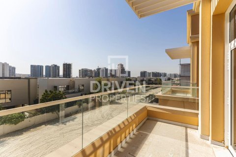 Villa in Al Furjan, Dubai, UAE 5 bedrooms, 525 sq.m. № 746138 - photo 15