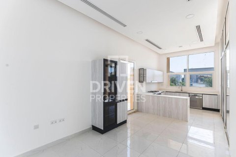 Villa in Al Furjan, Dubai, UAE 5 bedrooms, 525 sq.m. № 746138 - photo 5