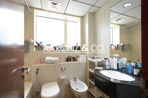 Apartament në Jumeirah Lake Towers, Dubai, Emiratet e Bashkuara Arabe 2 dhoma gjumi, 121 m2. № 679572 - Foto 9