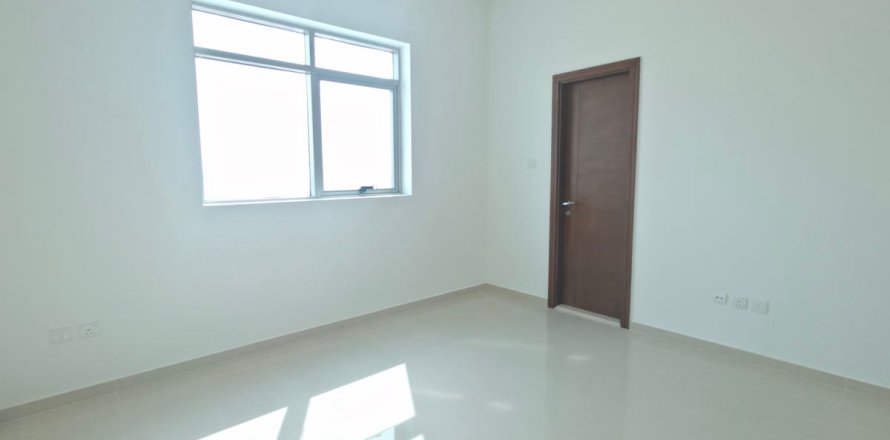 Apartamento en Al Furjan, Dubai, EAU 2 dormitorios, 114.9 m² № 751886