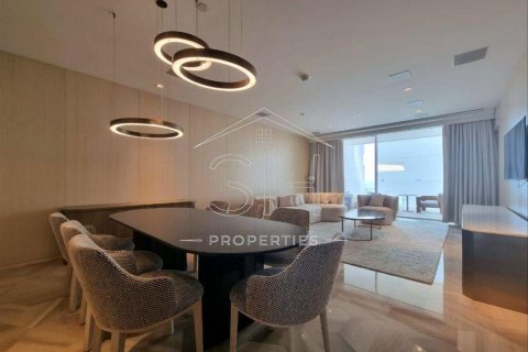 Apartment in Palm Jumeirah, Dubai, UAE 3 bedrooms, 216 sq.m. № 555035 - photo 10