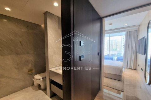 Apartment in Palm Jumeirah, Dubai, UAE 3 bedrooms, 216 sq.m. № 555035 - photo 13