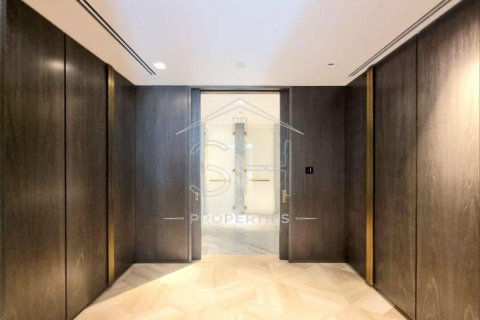 Apartment in Palm Jumeirah, Dubai, UAE 3 bedrooms, 216 sq.m. № 555035 - photo 15