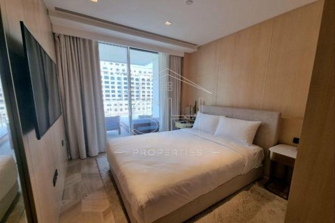 Apartment in Palm Jumeirah, Dubai, UAE 3 bedrooms, 216 sq.m. № 555035 - photo 8