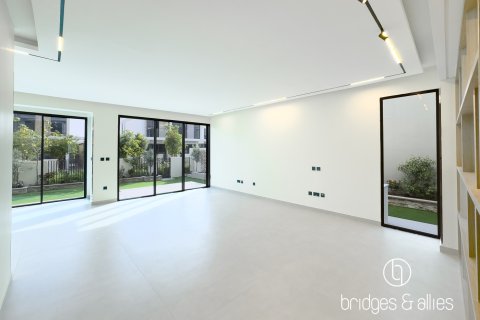 Βίλα σε Tilal Al Ghaf, Dubai, ΗΑΕ 4 υπνοδωμάτια, 377 τ.μ. Αρ. 719776 - φωτογραφία 3