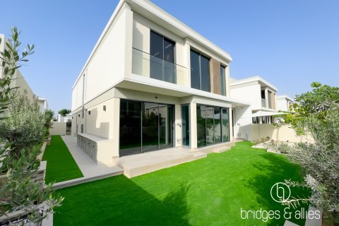 Villa i Tilal Al Ghaf, Dubai, Emiratene 4 soverom, 377 kvm nr. 719776