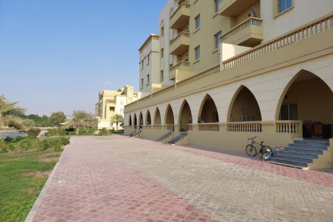 Appartement te koop in Yasmin Village, Ras Al Khaimah, VAE 2 slaapkamers, 276 vr.m., nr 730680 - foto 8