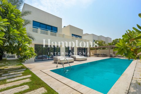 Vilă de închiriat în Meadows, Dubai, EAU 4 dormitoare, 371.61200000 mp.  №710619 - poză 12