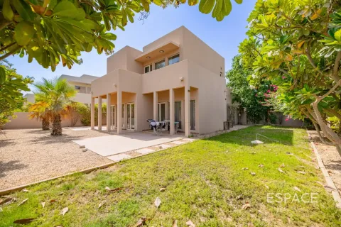 Arabian Ranches, Dubai, UAE의 임대용 빌라 침실 3개, 309제곱미터 번호 738308 - 사진 1