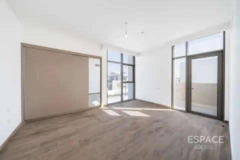 Al Furjan, Dubai, UAE의 임대용 빌라 침실 4개, 402제곱미터 번호 738305 - 사진 11