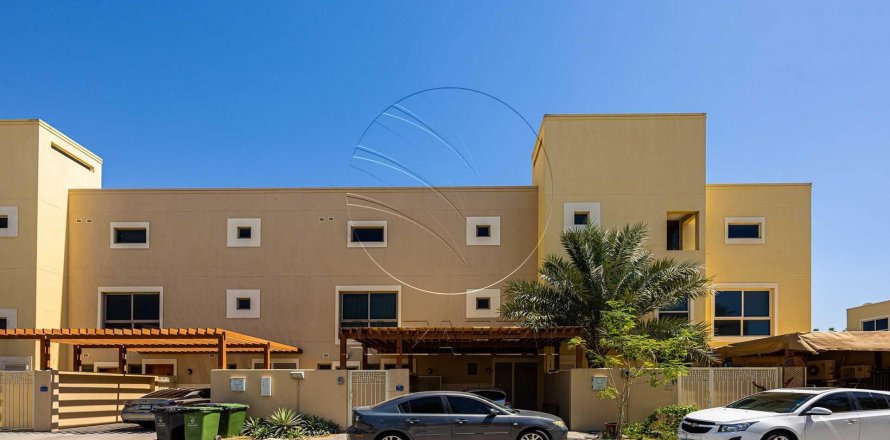 Řadový dům v Al Raha Gardens, Abu Dhabi, SAE 3 ložnice, 201 m² Č.: 615118