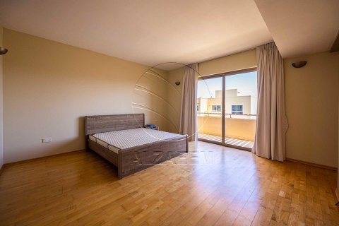 Řadový dům v Al Raha Gardens, Abu Dhabi, SAE 3 ložnice, 201 m² Č.: 615118 - fotografie 13