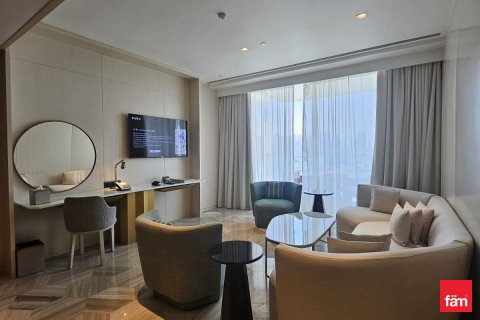 Palm Jumeirah, Dubai, संयुक्त अरब अमीरात में अपार्टमेंट, 2 बेडरूम, 188.7 वर्ग मीटर, संख्या 678282 - फ़ोटो 2