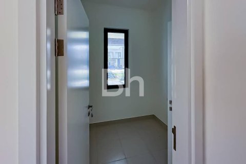 Снять в аренду таунхаус в Dubai South (Dubai World Central), Дубай, ОАЭ 4 спальни, 277м2, № 614590 - фото 8