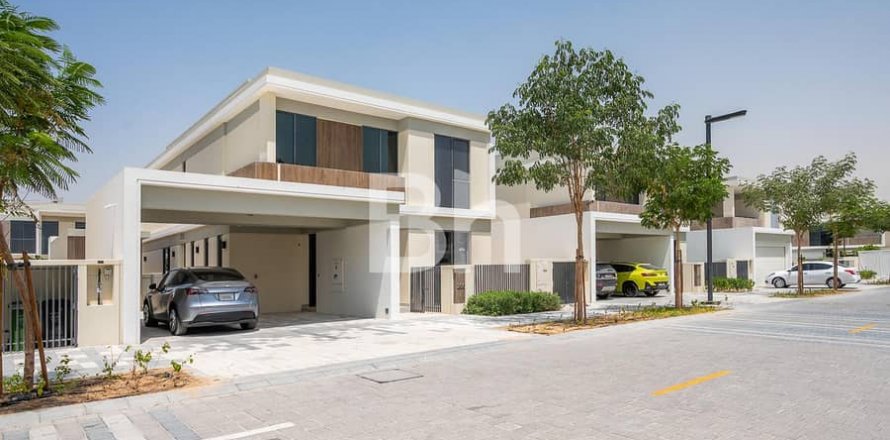 Вилла в Tilal Al Ghaf, Дубай, ОАЭ 5 спален, 405м2 № 614588