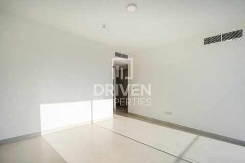 Villa till försäljning i Arabian Ranches 3, Dubai, UAE 4 sovrum, 447.98 kvm Nr. 762243 - fotografi 12