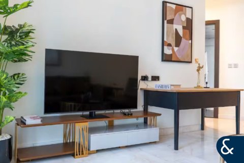 Apartment til salg i Business Bay, Dubai, UAE 3 soveværelser, 125 kvm № 667312 - foto 6