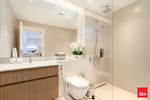 Пәтер Дубай, БАӘ-да 1 жатын бөлме, 69.9 м² № 696946 - фото 12