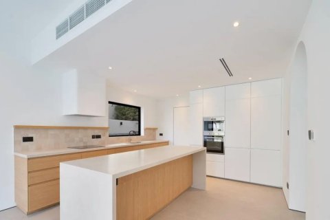 Villa à vendre à  Meadows, Dubai, EAU 4 chambres, 343.74 m2 № 733057 - photo 6