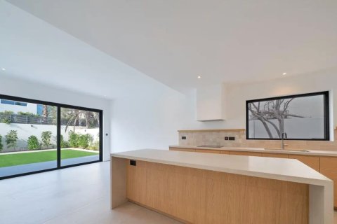 Villa à vendre à  Meadows, Dubai, EAU 4 chambres, 343.74 m2 № 733057 - photo 3