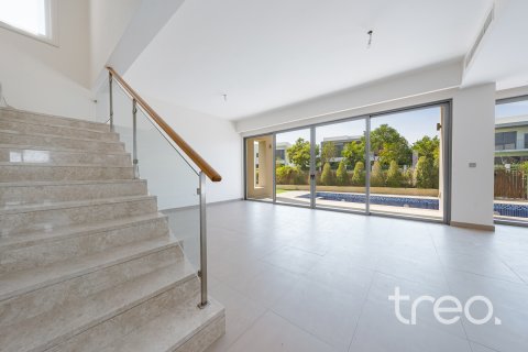 Βίλα σε Dubai Hills Estate, ΗΑΕ 5 υπνοδωμάτια, 349.04 τ.μ. Αρ. 733060 - φωτογραφία 2
