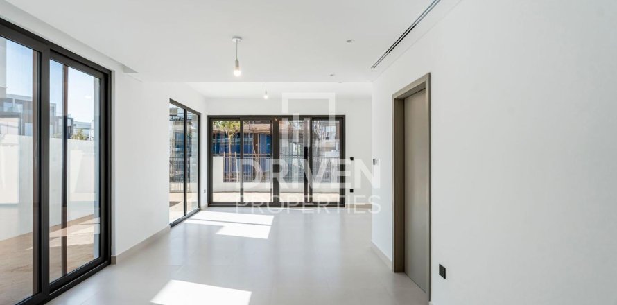 Вилла Tilal Al Ghaf, Дубай, БАӘ-да 4 жатын бөлмелер, 316 м² № 603548