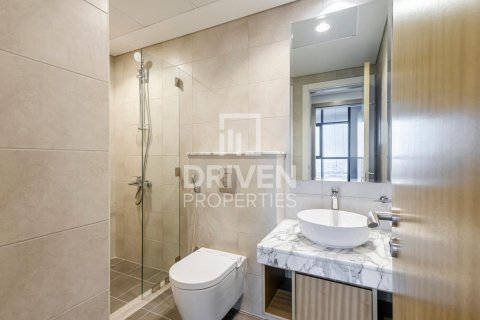 Apartament në Business Bay, Dubai, Emiratet e Bashkuara Arabe 2 dhoma gjumi, 75 m2. № 603551 - Foto 8