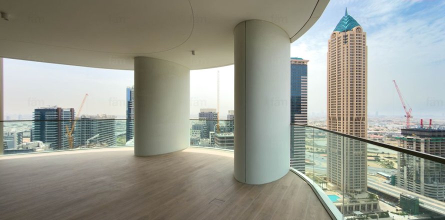 Leilighet i Business Bay, Dubai, Emiratene 3 soverom, 289.9 kvm nr. 703929