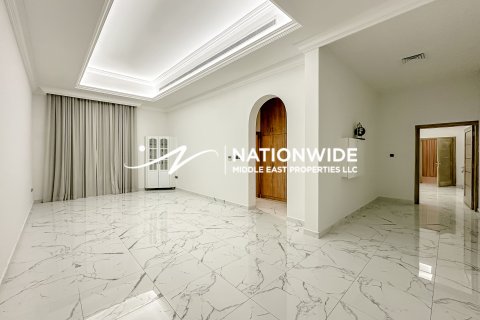 Villa in Abu Dhabi, UAE 14 bedrooms, 1080 sq.m. № 647134 - photo 9