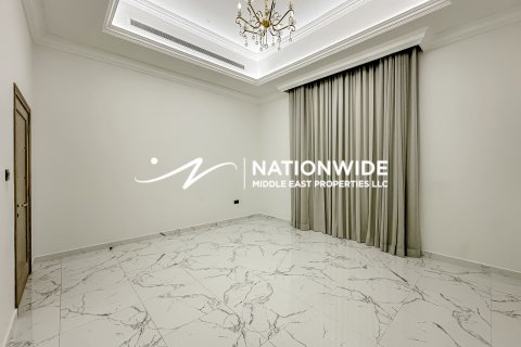 Villa in Abu Dhabi, UAE 14 bedrooms, 1080 sq.m. № 647134 - photo 13