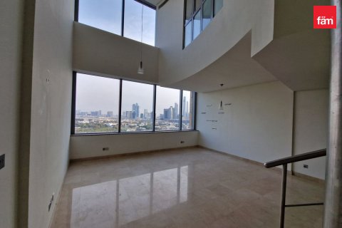 Duplex in DIFC, Dubai, UAE 1 bedroom, 110.6 sq.m. № 579316 - photo 1