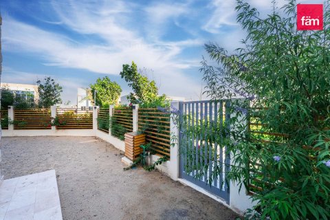 Üürile anda ridamaja asukohaga Dubai, AÜE: 2 magamistoaga, 216.4 m² Nr 701441 - pilt 19