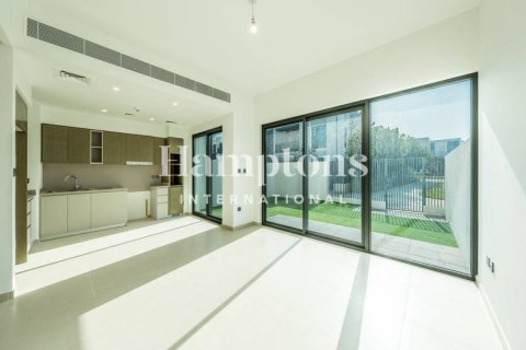 Radhus uthyres i Arabian Ranches 3, Dubai, UAE 3 sovrum, 128.57775200 kvm Nr. 651338 - fotografi 5